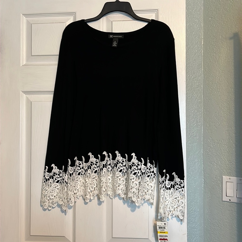 NWT  INC black and white lace sweater, medium